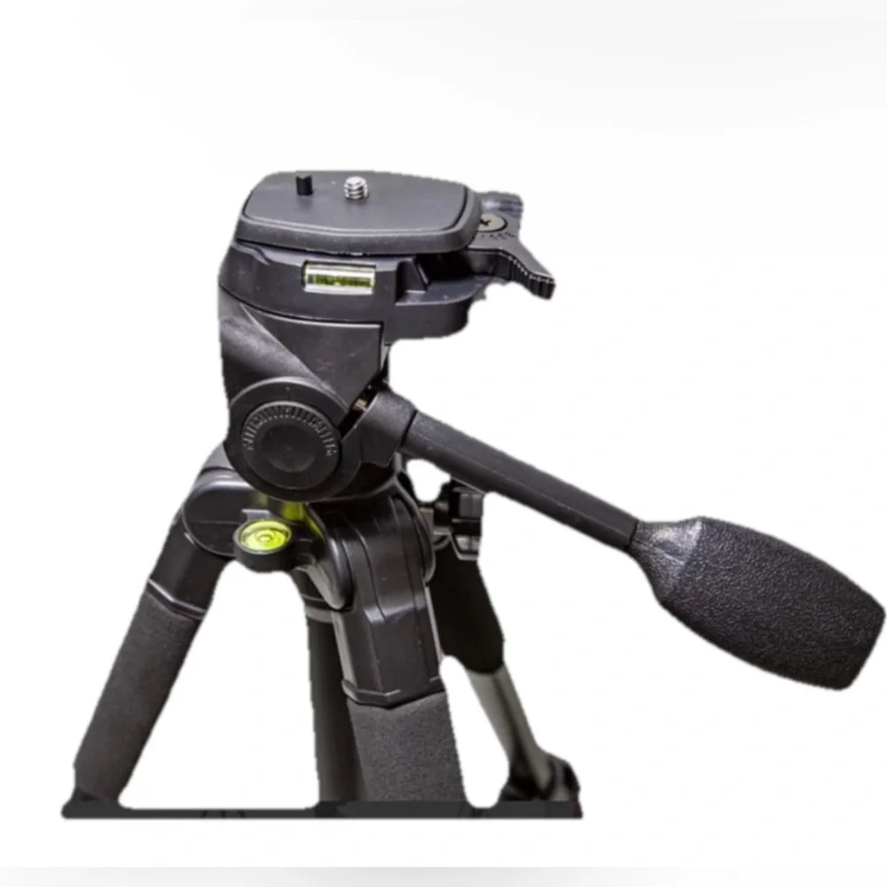 NIB AnywhereCart AC-TRPD-HA - Video/Photo Tripod with 3-Way Pan/Tilt Head & Bag